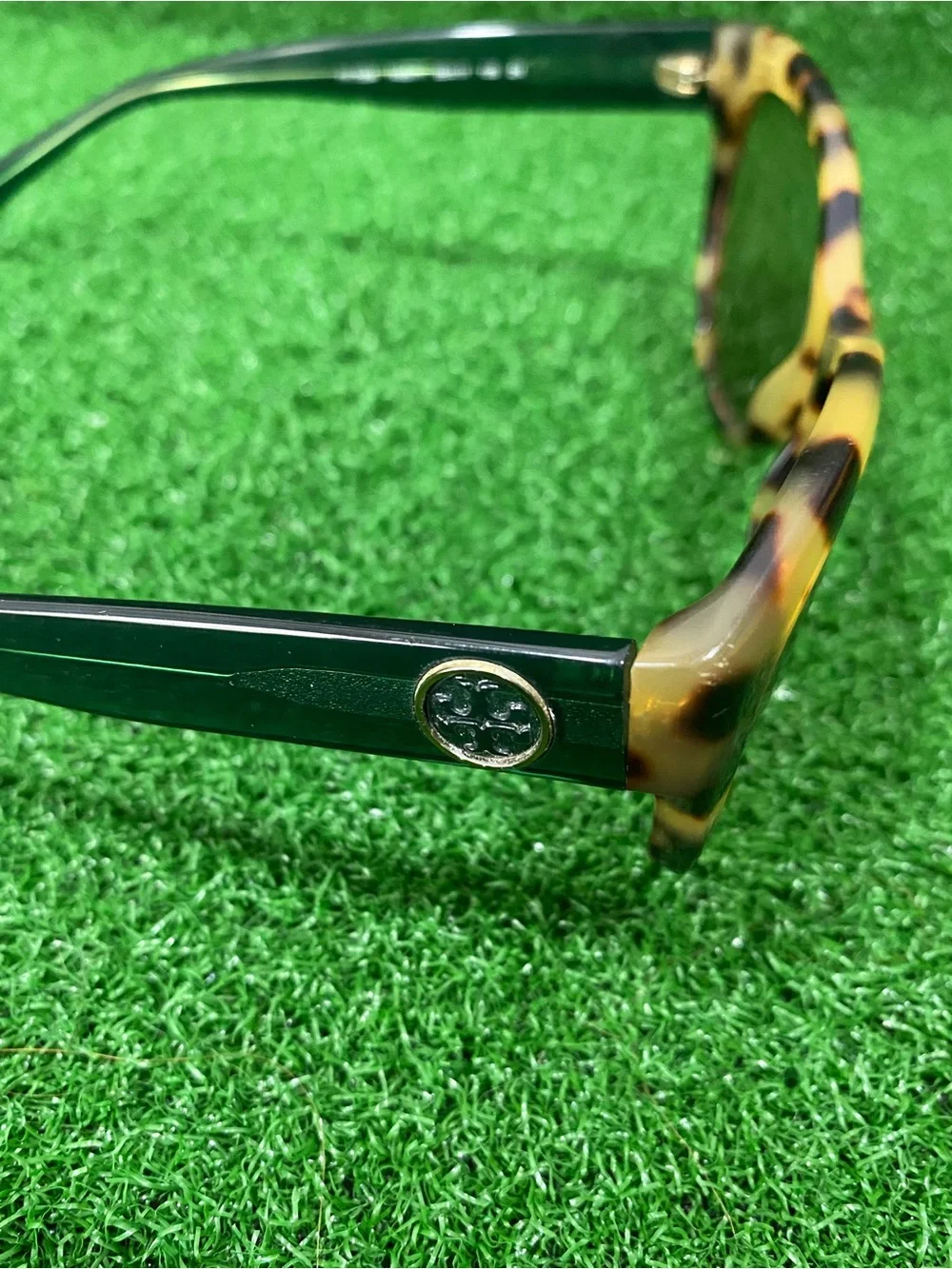 Tory Burch TY7084 Sunglasses Animal Print  (Ago 026)